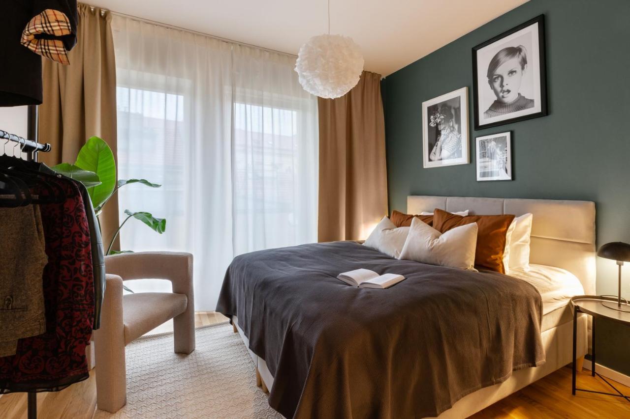 Turnkey I Republic Square Apartments براغ المظهر الخارجي الصورة