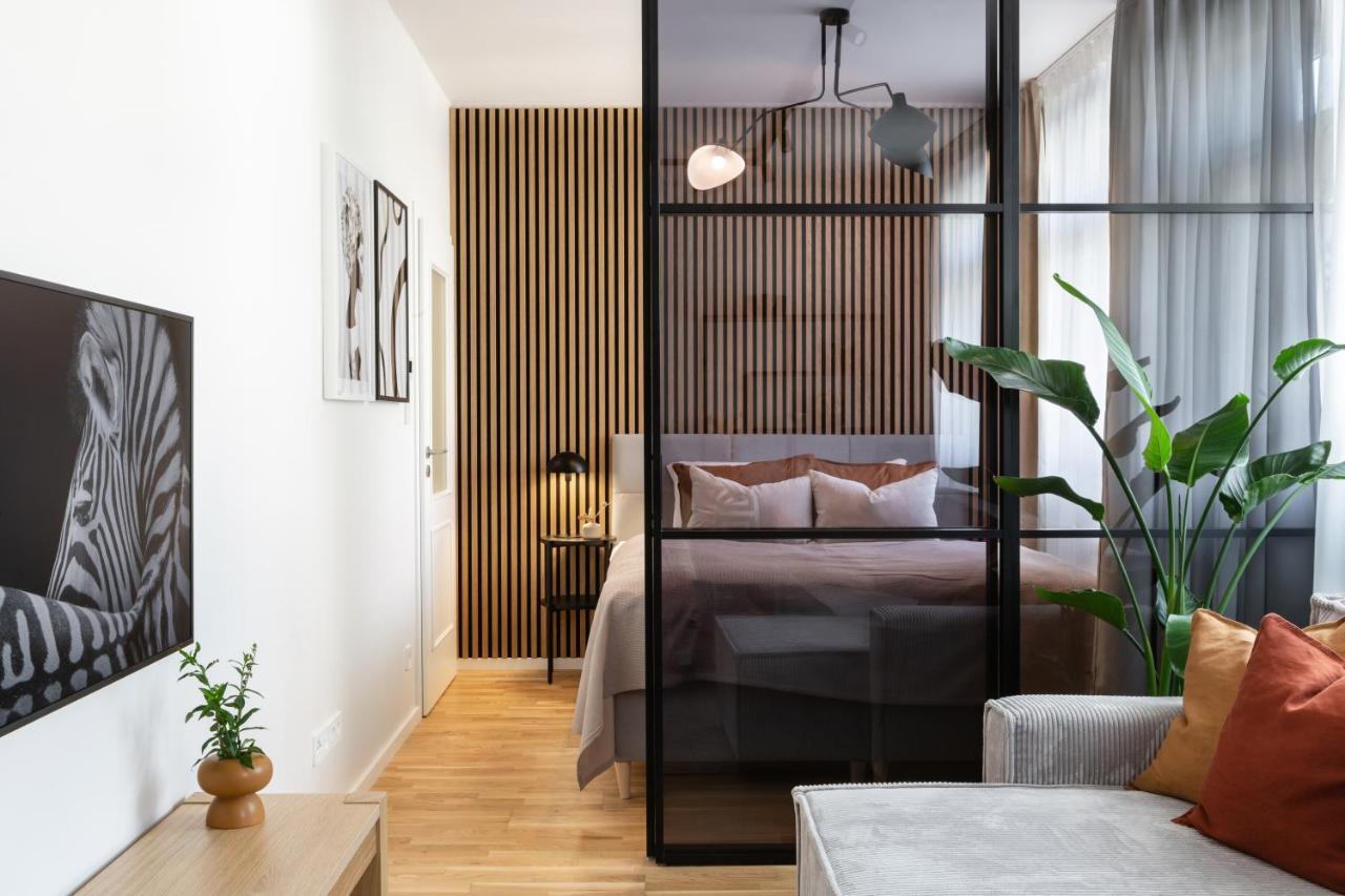 Turnkey I Republic Square Apartments براغ المظهر الخارجي الصورة