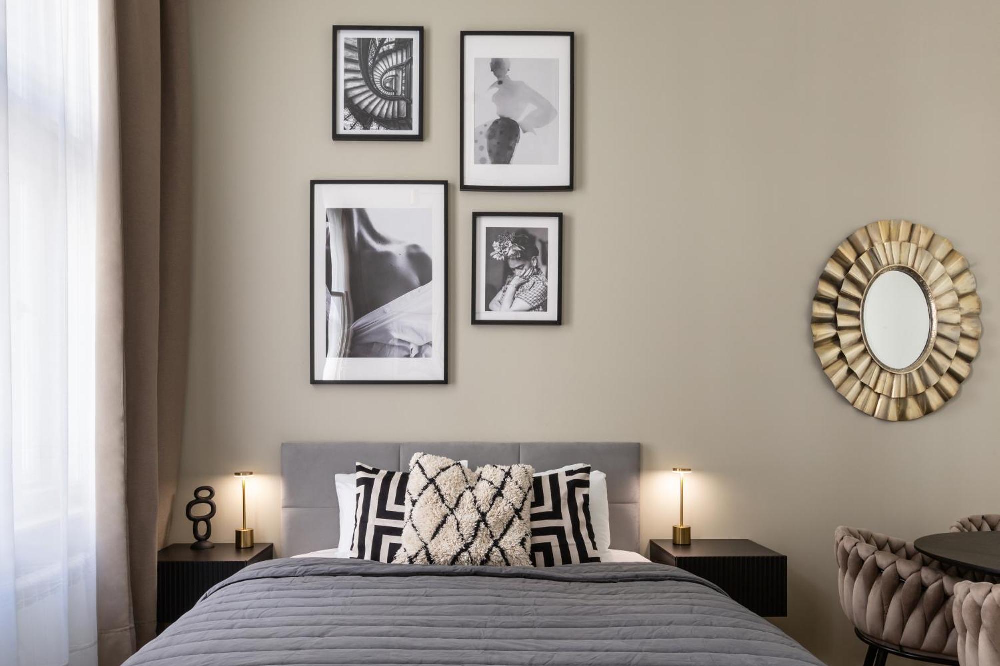 Turnkey I Republic Square Apartments براغ المظهر الخارجي الصورة